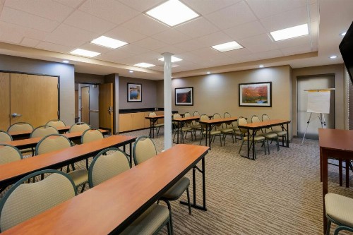 Comfort Suites El Paso West - image 6