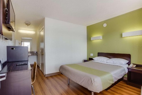 Motel 6-El Paso TX - West - image 16
