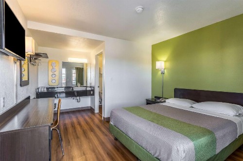 Motel 6-El Paso TX - East - image 10