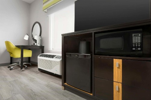 Hampton Inn & Suites El Paso/East - image 20