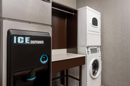 Hampton Inn & Suites El Paso/East - image 6