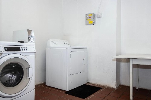 Gardner Hotel - image 22