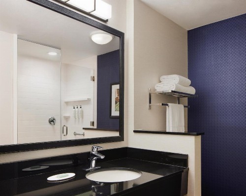 Fairfield Inn & Suites by Marriott El Paso Airport - image 16