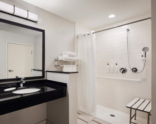 Fairfield Inn & Suites by Marriott El Paso Airport - image 17