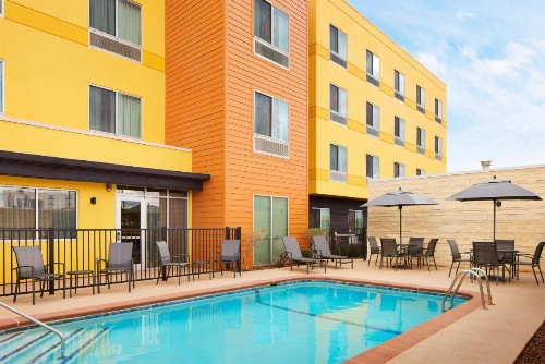 Fairfield Inn & Suites by Marriott El Paso Airport - image 2