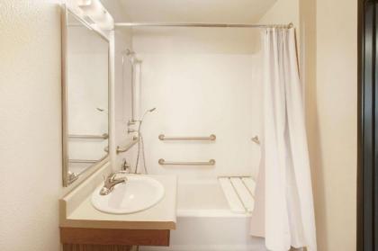 WoodSpring Suites El Paso Airport - image 15