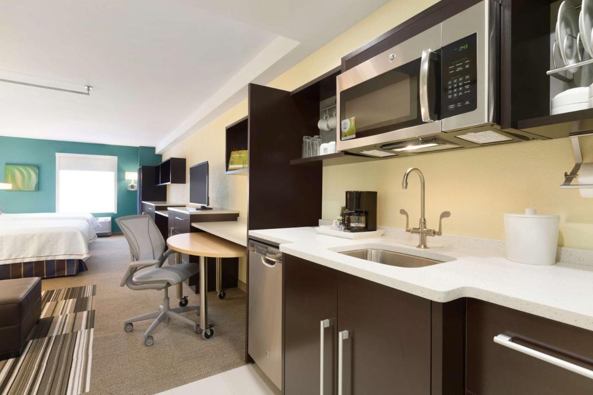Home2 Suites By Hilton El Paso Airport - image 7