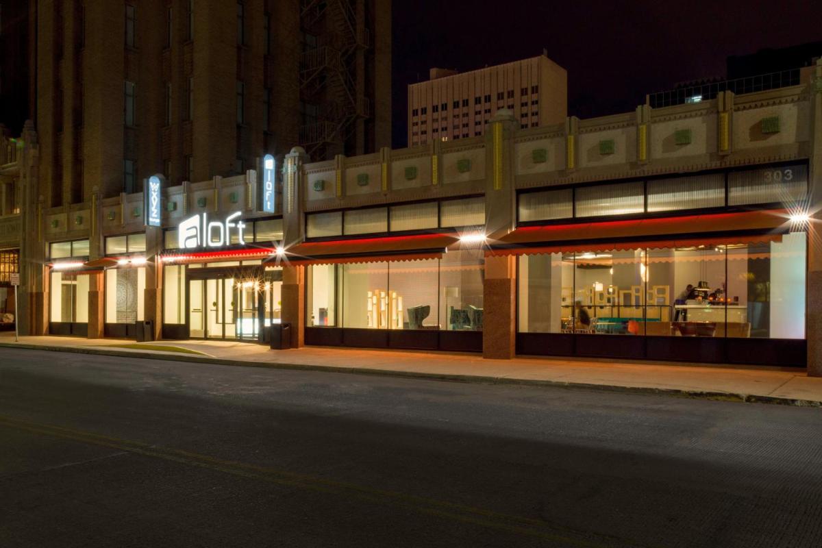 Aloft El Paso Downtown - image 3