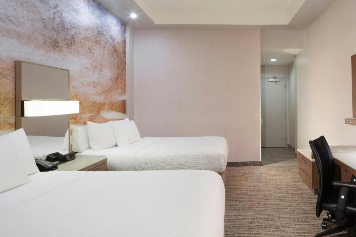 Courtyard By Marriott El Paso Downtown/Convention Center - image 2