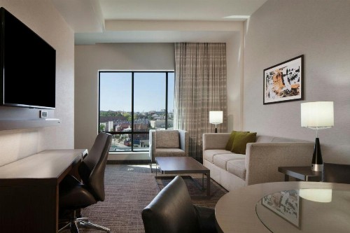 Courtyard By Marriott El Paso Downtown/Convention Center - image 4