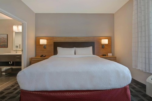 TownePlace Suites by Marriott El Paso East/I-10 - image 11