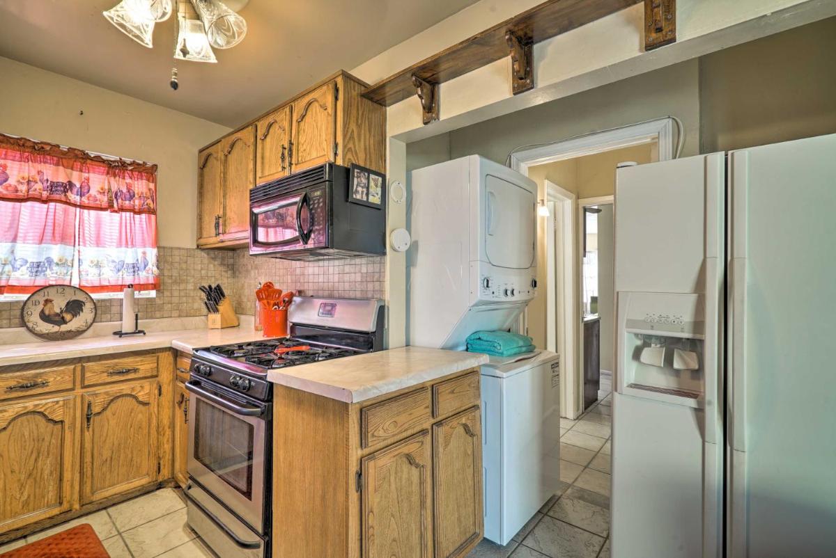 Quaint Dtwn El Paso Home with Attached Studio! - image 7