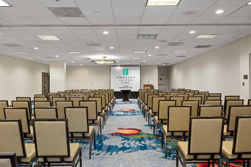 Embassy Suites by Hilton Los Angeles International Airport South - image 28