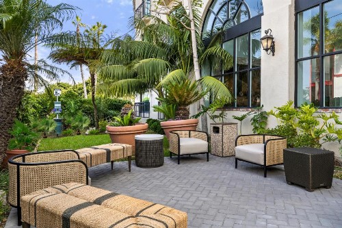 Embassy Suites by Hilton Los Angeles International Airport South - image 38