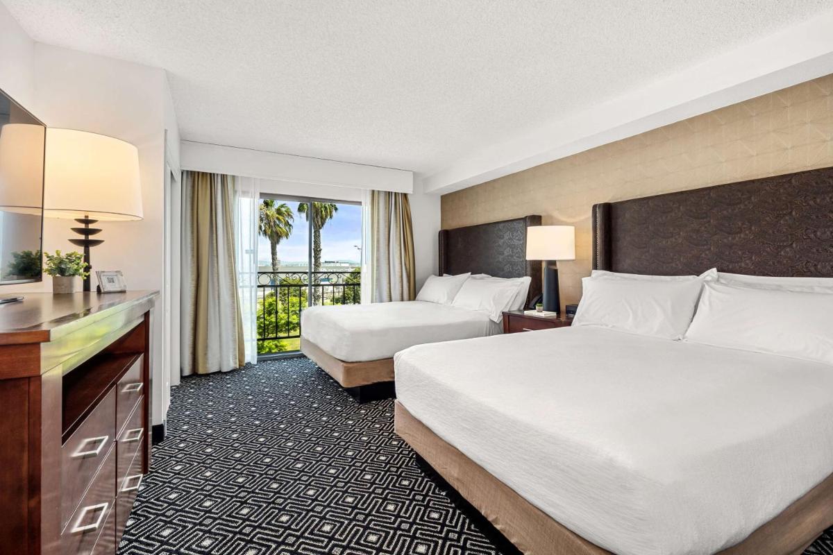 Embassy Suites by Hilton Los Angeles International Airport South - image 4