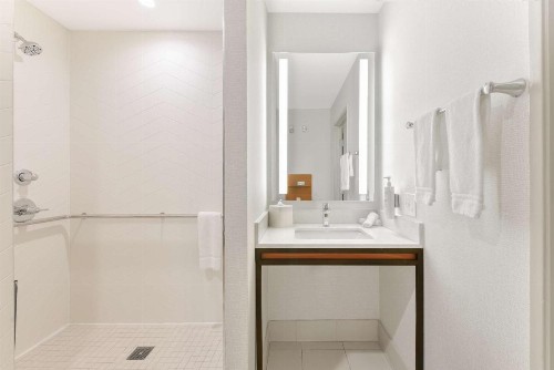 Hilton Garden Inn LAX - El Segundo - image 30