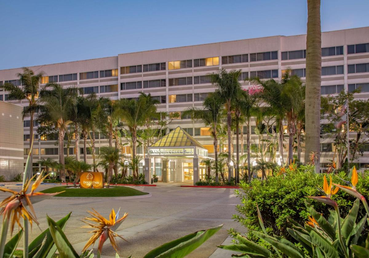 DoubleTree by Hilton LAX - El Segundo - main image