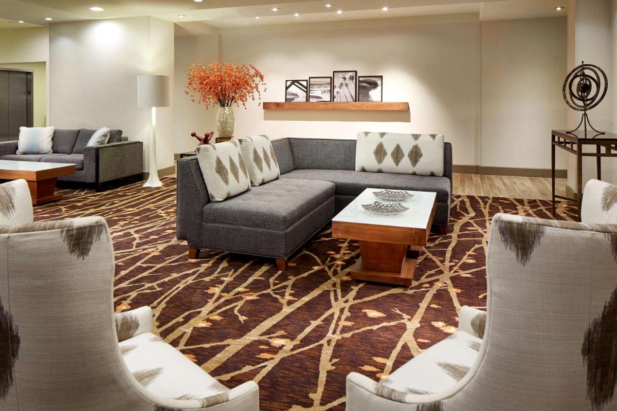 DoubleTree by Hilton LAX - El Segundo - image 3