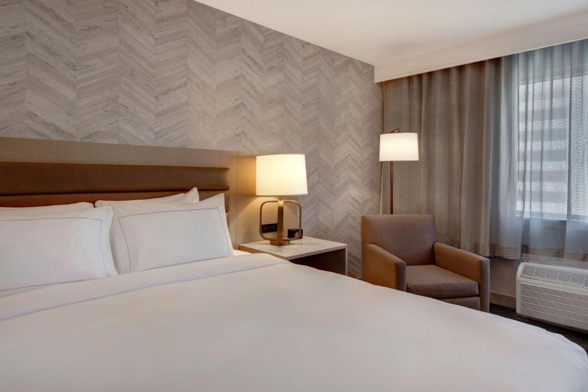 DoubleTree by Hilton LAX - El Segundo - image 7