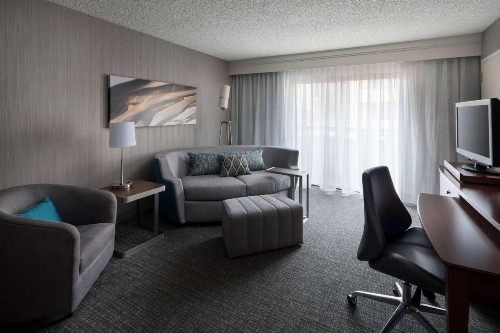 Sonesta Select Los Angeles LAX El Segundo - image 8