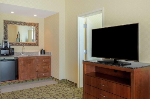 Hilton Garden Inn Sacramento Elk Grove - image 33