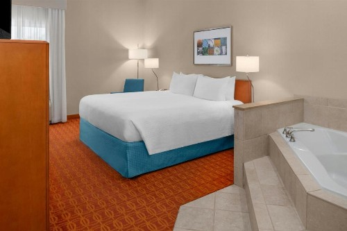 Fairfield Inn and Suites by Marriott Elk Grove - image 26