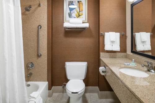 Fairfield Inn and Suites by Marriott Elk Grove - image 37
