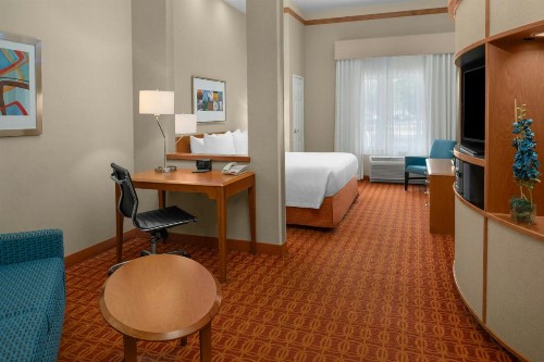 Fairfield Inn and Suites by Marriott Elk Grove - image 38