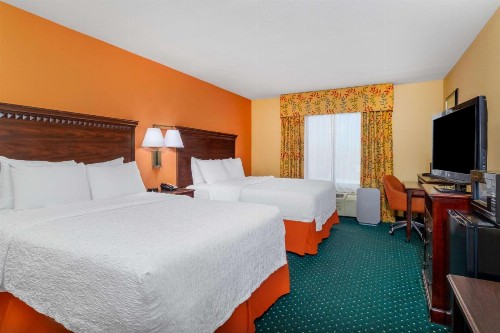 Hampton Inn & Suites Sacramento-Elk Grove Laguna I-5 - image 21