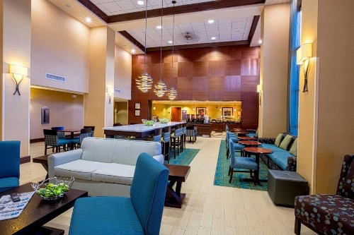 Hampton Inn & Suites Sacramento-Elk Grove Laguna I-5 - image 6