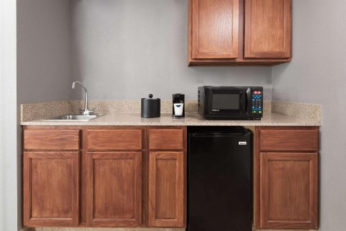 Hampton Inn Ellenton/Bradenton - image 6