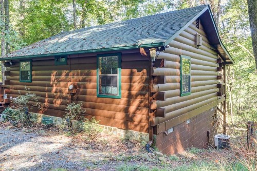 Tree Song Mountain Creek Cabin - image 8