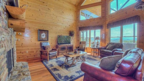Endless View Lodge by Escape to Blue Ridge - image 5