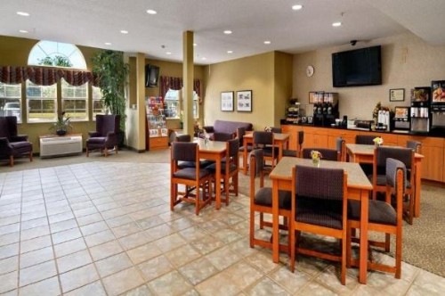Stay Beyond Inn & Suites - image 2