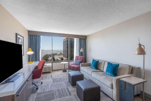 Hilton Garden Inn San Francisco/Oakland Bay Bridge - image 24