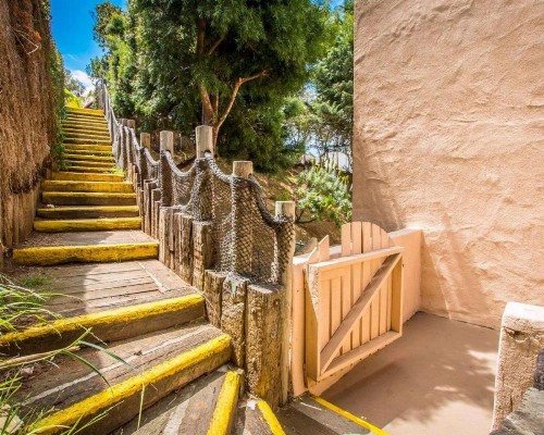 Rodeway Inn Encinitas North - image 12