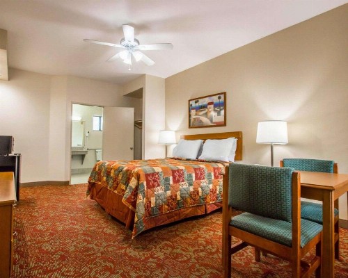 Rodeway Inn Encinitas North - image 2