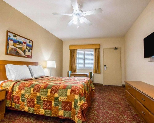 Rodeway Inn Encinitas North - image 23