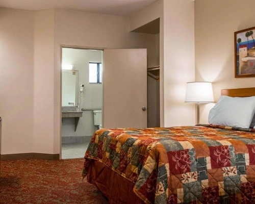 Rodeway Inn Encinitas North - image 42