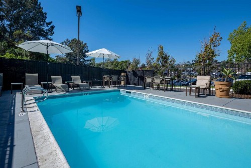 Days Inn by Wyndham Encinitas Moonlight Beach - image 14