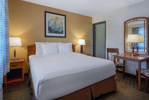 Days Inn by Wyndham Encinitas Moonlight Beach - image 28