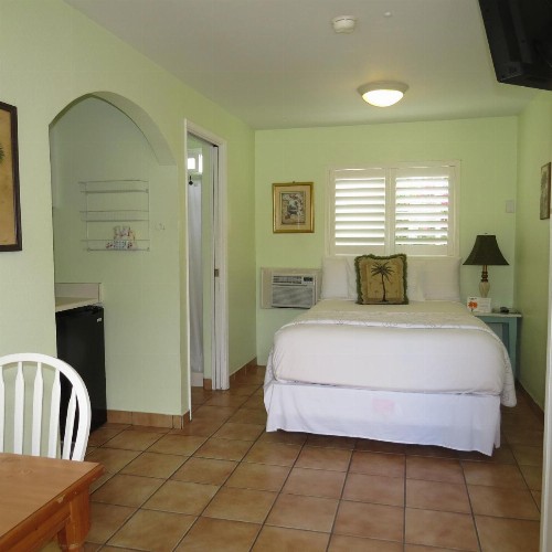 Leucadia Beach Inn - image 28