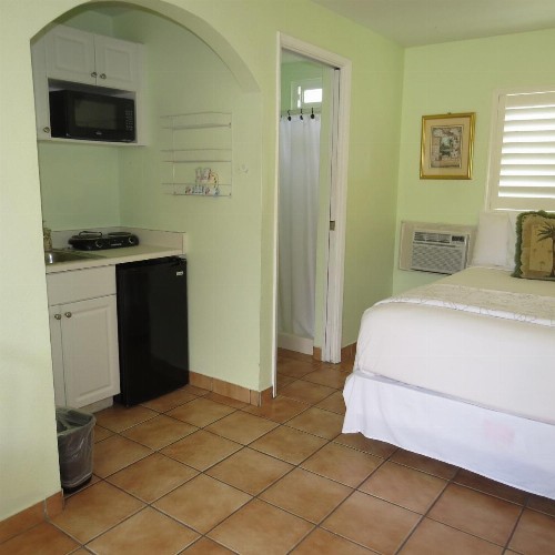 Leucadia Beach Inn - image 31