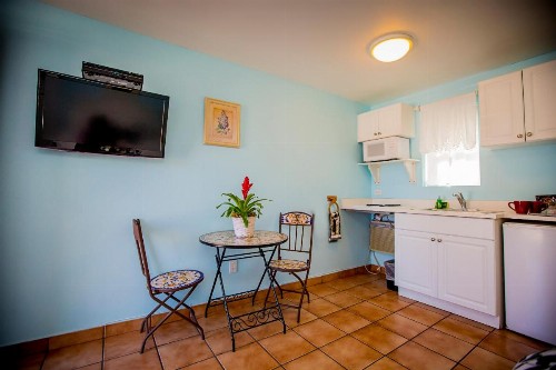 Leucadia Beach Inn - image 36