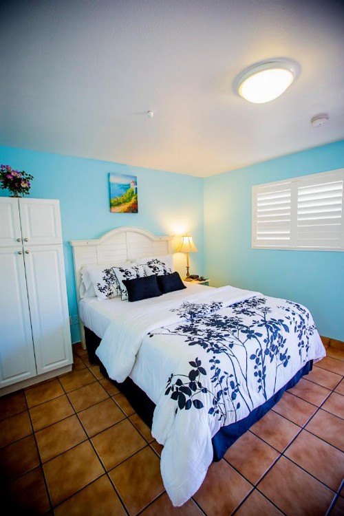 Leucadia Beach Inn - image 38