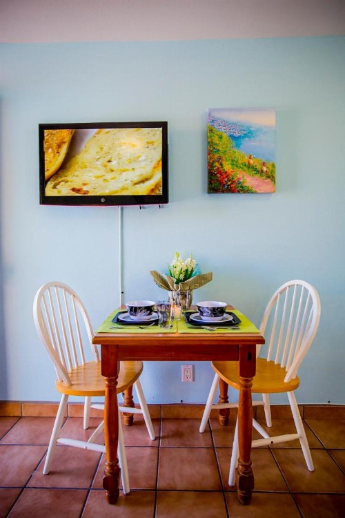 Leucadia Beach Inn - image 5