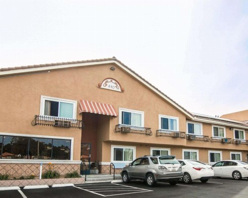 Econo Lodge Moonlight Beach - image 3