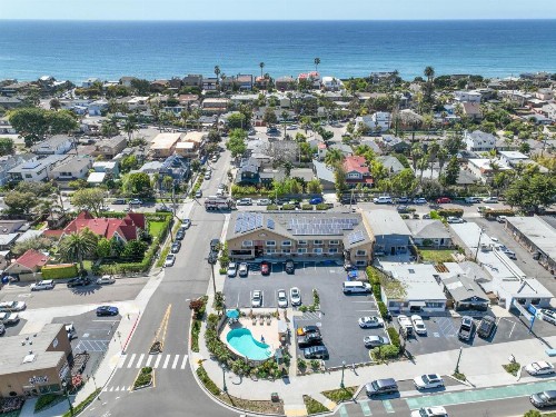 Econo Lodge Moonlight Beach - image 4