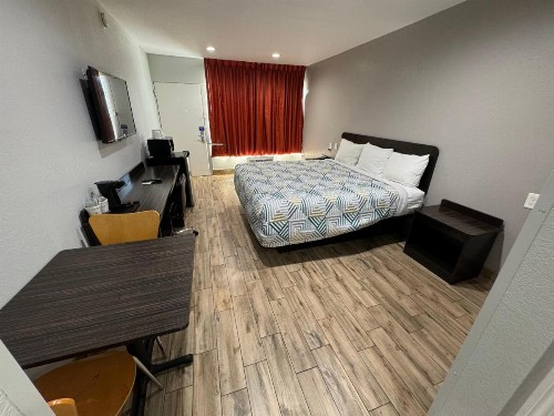 Motel 6 Englewood - image 23