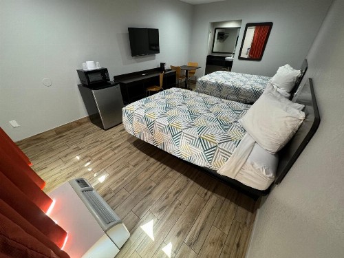 Motel 6 Englewood - image 25